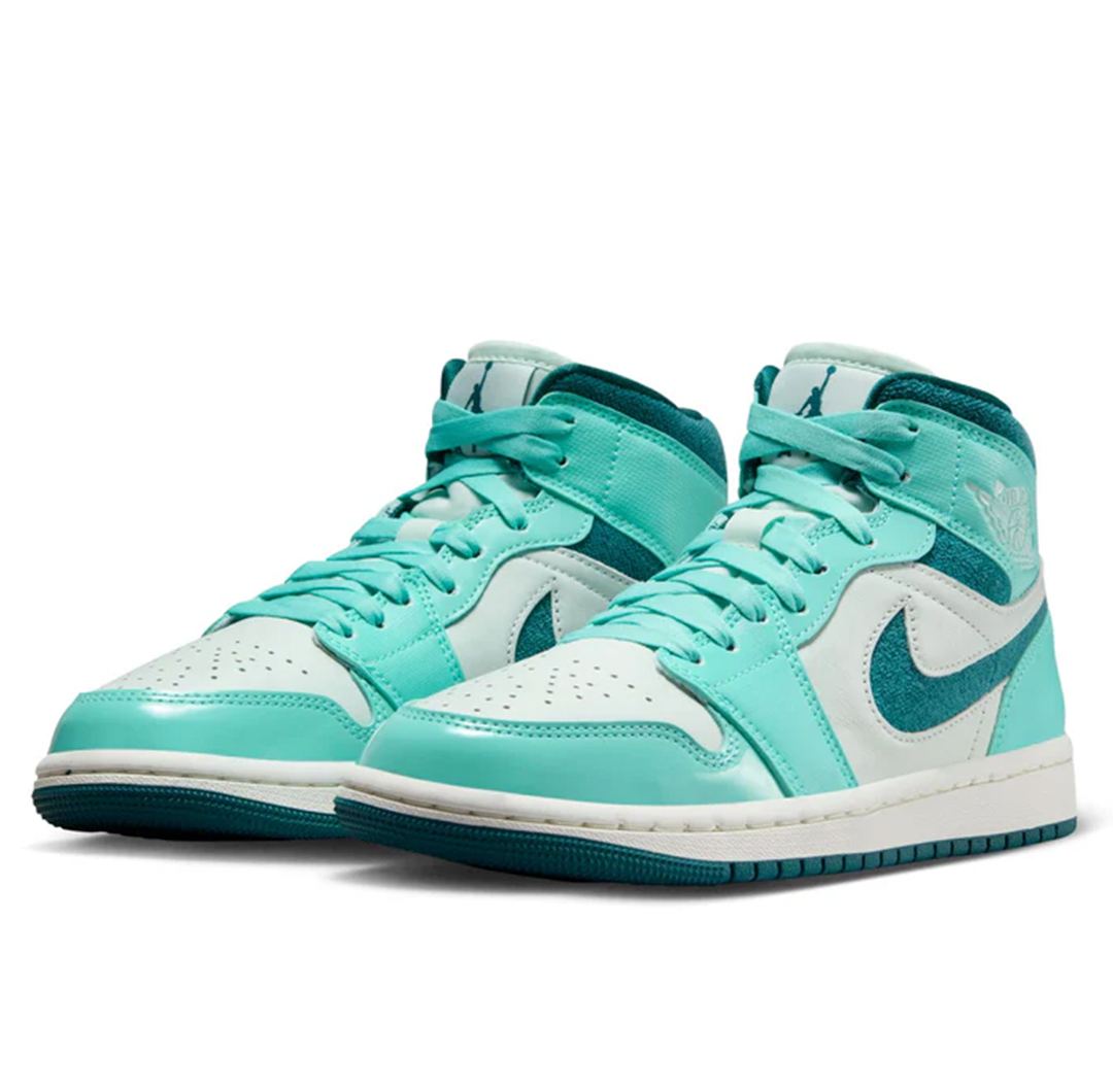 Sneakers Air Jordan 1 Mid " Chenille Bleached Turquoise "